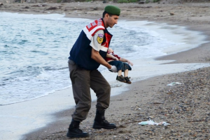 turchiapoliziottoaylan